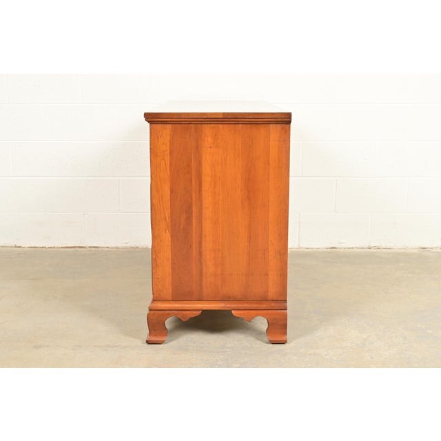 Davis Cabinet Co. Georgian Carved Solid Cherry Wood Chest of Drawers, Circa 1960s For Sale - Image 12 of 15
