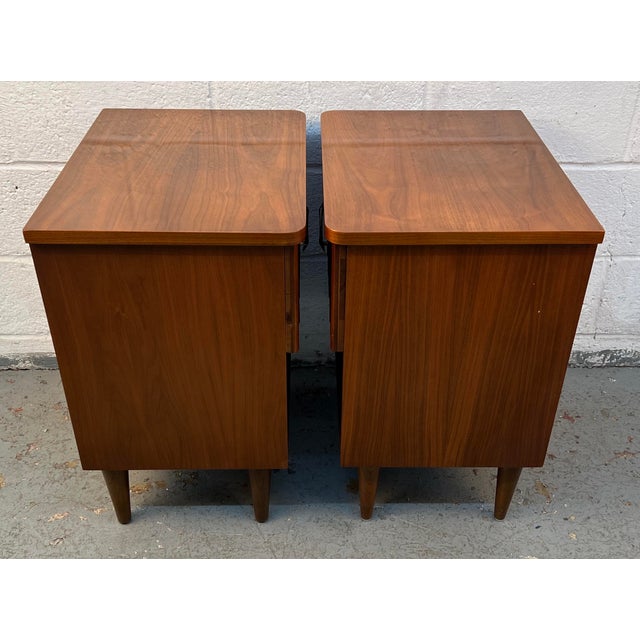 Wood Mid-Century Modern Walnut & Brass Nightstands Attributed to Young Manufacturing For Sale - Image 7 of 18