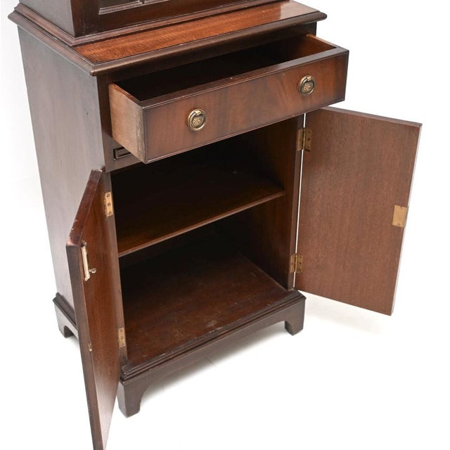 Vintage Georgian Slim Bookcase, 1950 For Sale - Image 9 of 12