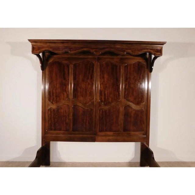 Henredon 1980s Henredon Standard King-Size Villandry French Half-Tester Flame Walnut Bedframe For Sale - Image 4 of 9