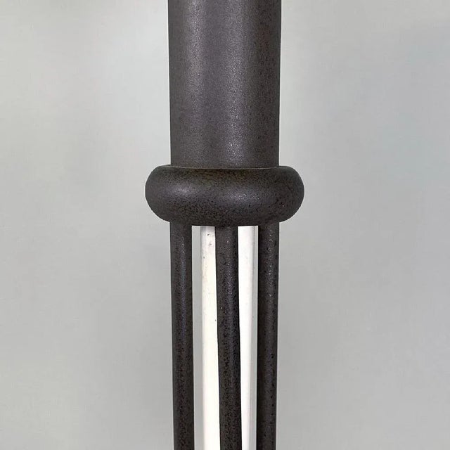 1980s Modern Italian White Glass and Metal Floor Lamp attributed to Roberto Freno for Veart, 1980s For Sale - Image 5 of 12