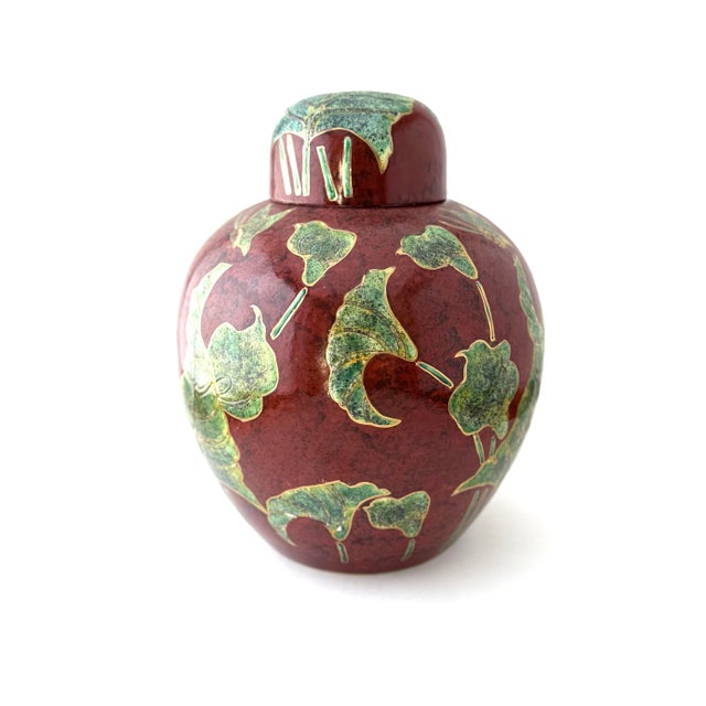Mid 20th Century Vintage Ginger Jar Large Red Chinoiserie Lidded Jar With Leaf and Butterfly Design Made in Shanghai For Sale - Image 5 of 11