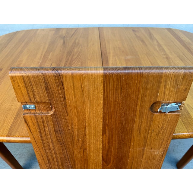 Mid-Century Modern Teak Oval Extension Dining Table For Sale - Image 15 of 16