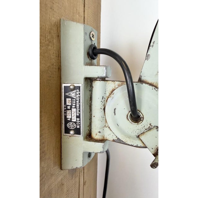Industrial Green Scissor Wall Lamp from Elektroinstala, 1960s For Sale - Image 14 of 18