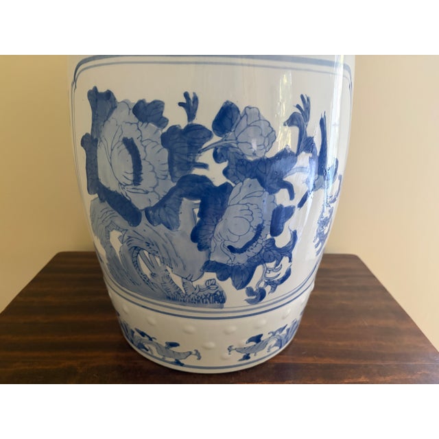 Ceramic Blue and White Porcelain Chinoiserie Chinese Garden Stool or Side Table For Sale - Image 7 of 10