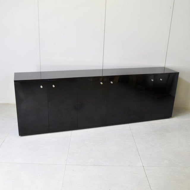 Black Lacquered Sideboard with Six Doors by Eugenio Gerli for Tecno, Italy, 1960s For Sale - Image 10 of 13