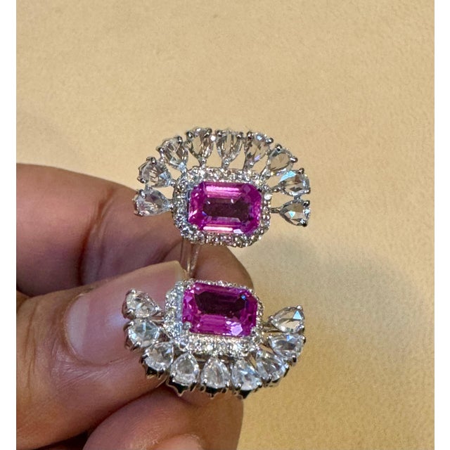 Arts & Crafts 2.5 Ct Pink Emerald Cut Pink Sapphire & 2.8 Ct Diamond 18 Kt White Gold Ring S6 For Sale - Image 3 of 18