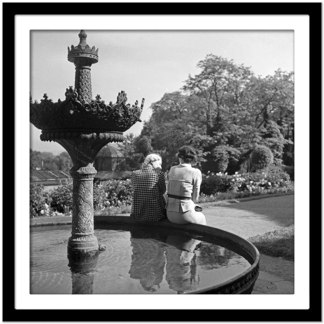Women at Fountain Wilhelma Gardens, Stuttgart Germany, 1935 For Sale - Image 4 of 5