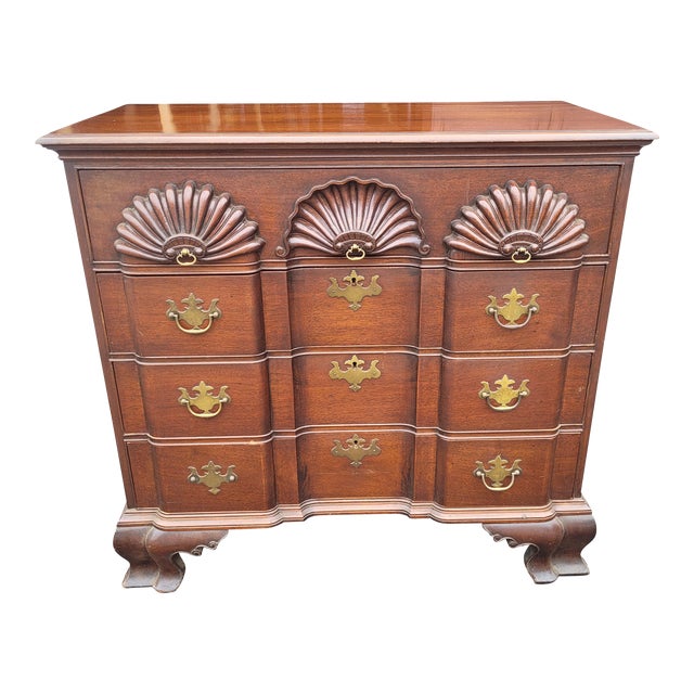 1930s Vintage Chippendale Block Front Shell Carved Chest For Sale