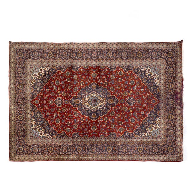 Red Middle Eastern Rug in Wool For Sale - Image 8 of 8