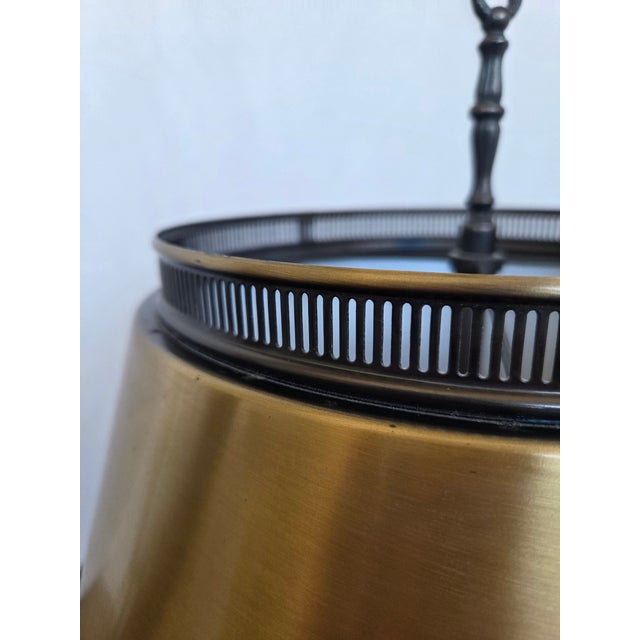 1960s Vintage Neoclassical Brass Bouillotte Table Lamp W/ Metal Shade For Sale - Image 5 of 9