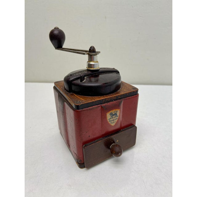 Red French Red Metal and Bakelite Coffee Grinder from Peugeot, 1940s For Sale - Image 8 of 12