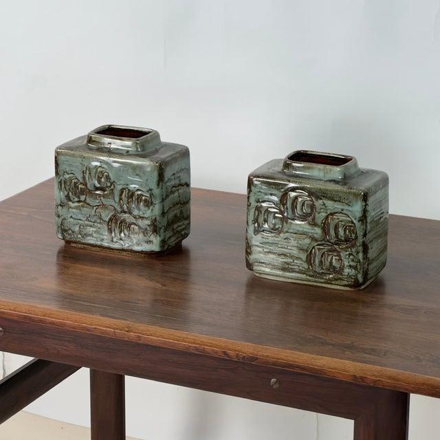Soholm Stentoj 1970s Pair of Small Glazed Ceramic Vases by Désirée Stentøj For Sale - Image 4 of 8