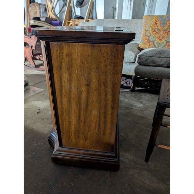 1960s Century Furniture Walnut Flip-Top Bar Cabinet Server With Black Laminate For Sale - Image 9 of 15
