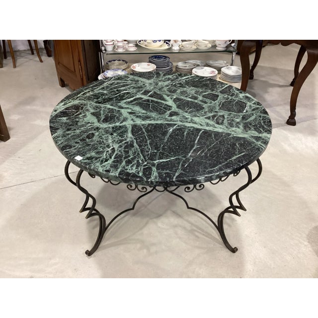 Wide 1950’s French Wrought Iron & Marble Round Coffee Table For Sale - Image 4 of 7