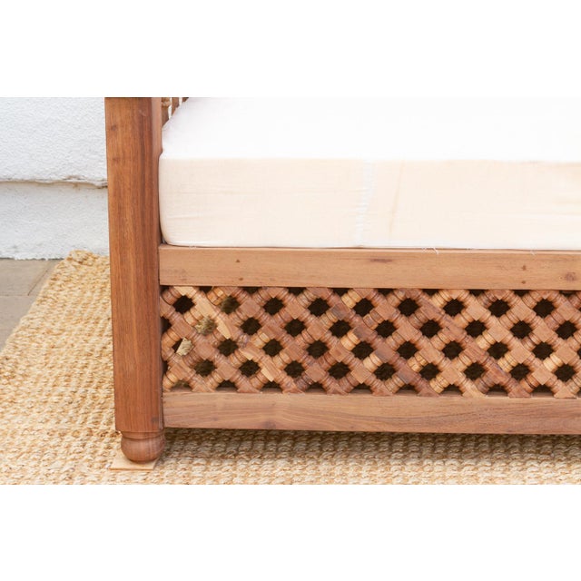 1990s Grand Marrakesh Hand-Carved Mousharabi Daybed For Sale - Image 5 of 10