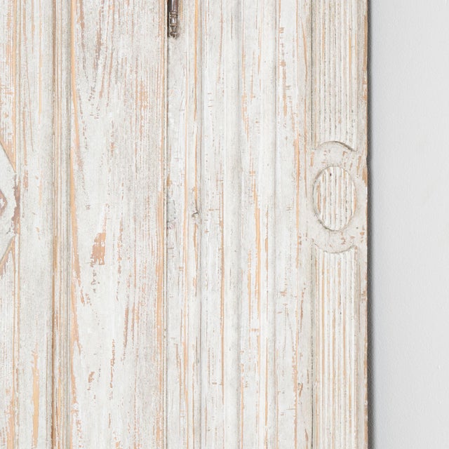 Wood 19th Century Swedish Gustavian Gray Pine Corner Cabinet Cupboard For Sale - Image 7 of 12