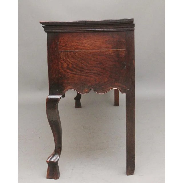 Early 18th Century Oak Dresser Base, 1740s For Sale - Image 3 of 12