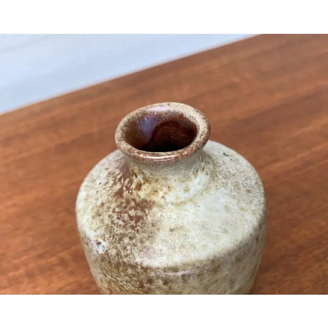 Mid-Century Minimalist Pottery Vase from Ruscha, West Germany, 1960s, in Very Good conditions. Designed 1960 to 1969 I...