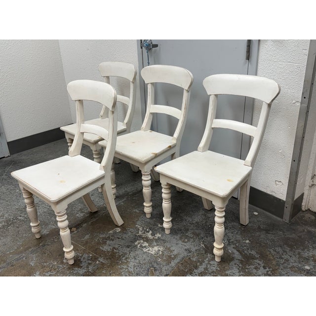 French Country Farmhouse Round Extension Dining Table + Four Chairs Set For Sale - Image 9 of 12