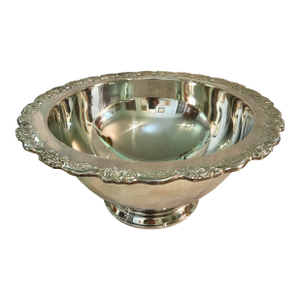 Vintage Oneida “Du Maurier” 15” Silverplate Pedestal Punch Bowl or Centerpiece Bowl