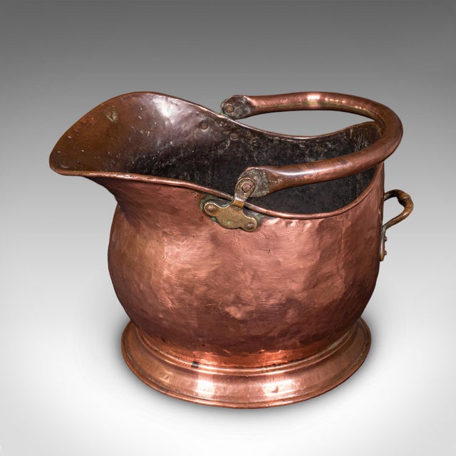 Mid 19th Century Antique Helmet Coal Scuttle, English, Copper, Fireplace Fuel Keeper, Victorian For Sale - Image 5 of 10