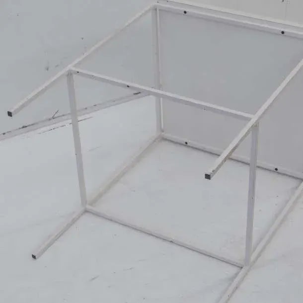 Mid-Century Modern Ladislav Rado White Enameled Steel Modern Side Table, 1955, Knoll and Drake For Sale - Image 3 of 5