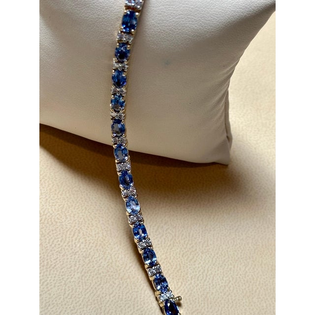12 Carat Natural Sapphire & Diamond Cocktail Tennis Bracelet 14 Kt Yellow Gold For Sale - Image 10 of 18