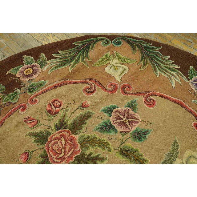 Early 20th Century 1920s Tan Almond Floral Folk Art Antique American Hooked Rug 6'6"x 7'5" Handknotted Wool Carpet For Sale - Image 5 of 8