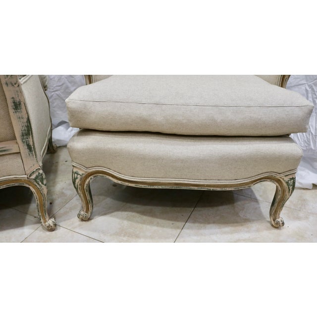 Baker Furniture Company French Louis XV Bergere Chairs Attributed to Baker Furniture Re-Upholstered in Belgian Natural Linen -a Pair. For Sale - Image 4 of 7