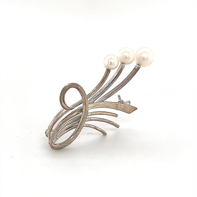 1990s Mikimoto Estate Akoya Pearl Brooch Sterling Silver For Sale - Image 9 of 12