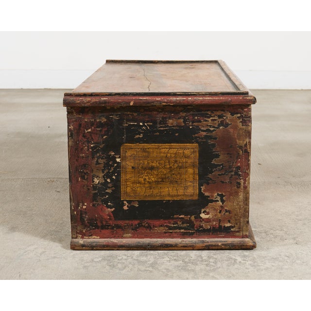Gold 19th Century Burmese Lacquered Wooden Buddhist Trunk or Chest For Sale - Image 8 of 18