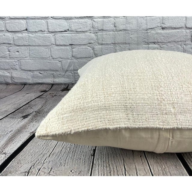 20 x 20 Hemp Pillow Turkish Cushion Natural Grayish White Pillow Cushion Cover For Sale - Image 4 of 4