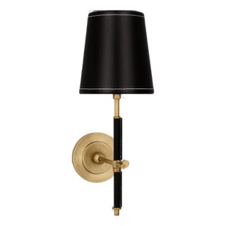 Thomas O'Brien for Visual Comfort Signature Bryant Wrapped Sconce in Hand-Rubbed Antique Brass and Chocolate Leather with Chocolate Leather Shade For Sale