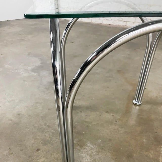 Chrome Mid-Late 20th Century Bauhaus Style Arched Chrome Tube Base & Square Beveled Glass Top End or Side Table For Sale - Image 8 of 12