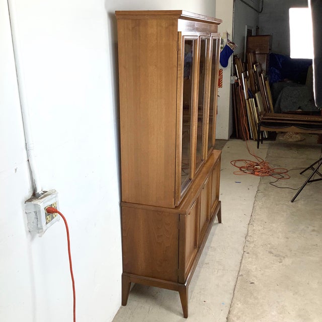 Mid-Century Modern Mid-Century Sideboard With China Cabinet For Sale - Image 3 of 12