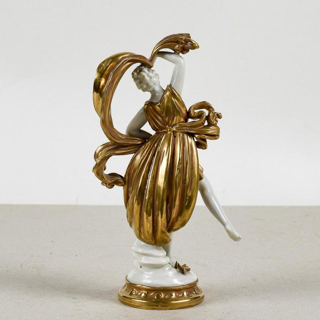 1960s Capodimonte Dancer in Gold-Plated Enameled Ceramic For Sale - Image 5 of 9