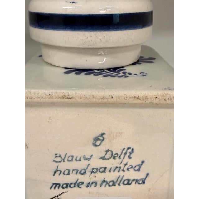 Mid 20th Century Vintage Hand-Painted Delft Blue Porcelain Jar Pair – Dutch Delft Blauw Lidded Canister For Sale - Image 5 of 5