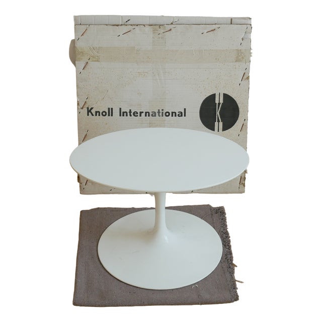 Coffee Table by Eero Saarinen for Knoll, 1960s For Sale