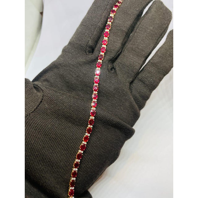 Natural 18k Gold Ruby 9.75ct & Diamond 0.43ct Bracelet For Sale - Image 10 of 10