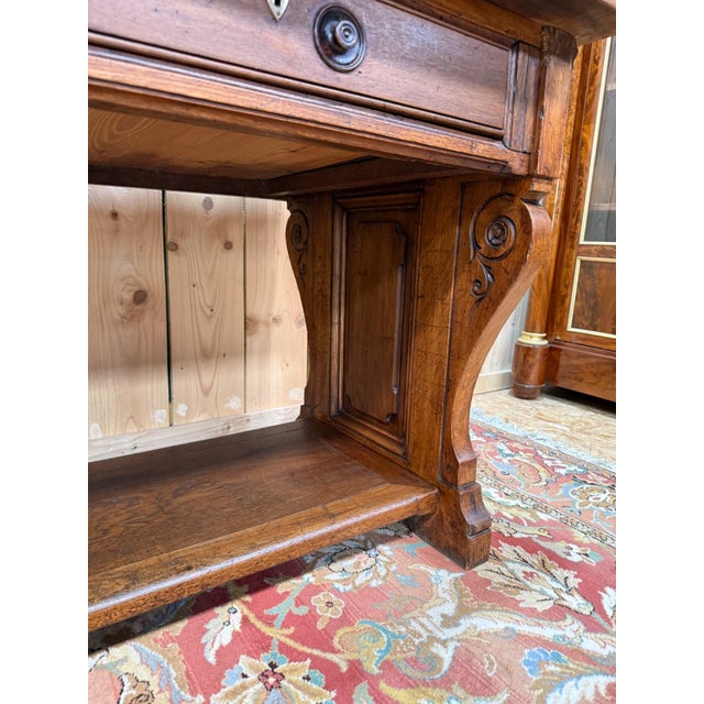 Neo-Renaissance Console Table in Walnut, 1890s For Sale - Image 4 of 9