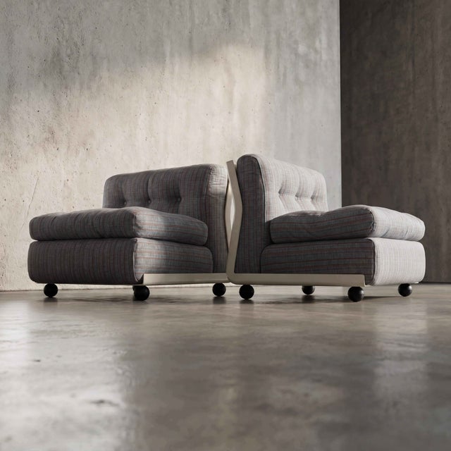 Mario Bellini’s 1960s Amanta series subverts traditional seating with an unapologetic, low-profile stance and structural...