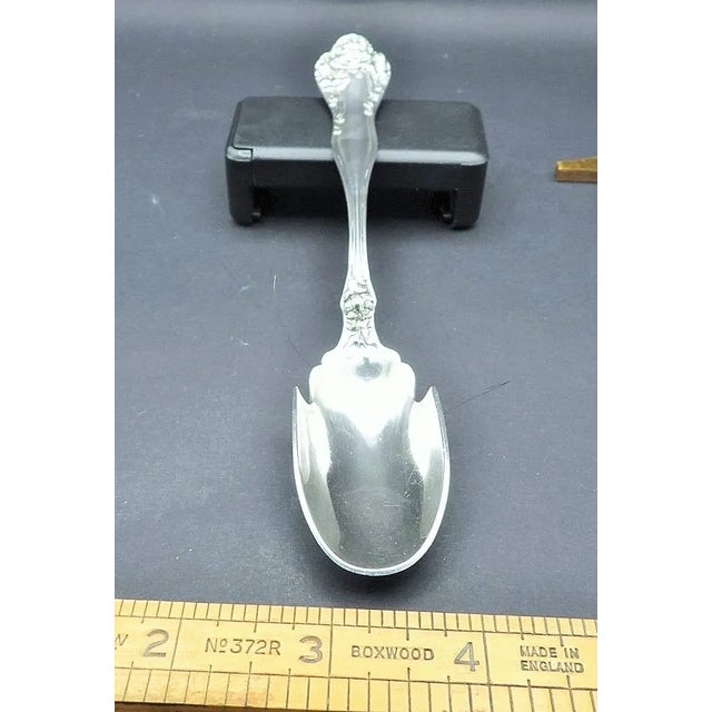 International Silver Antique International Sterling Silver Stratford Art Nouveau Cheese Scoop 1902 For Sale - Image 4 of 7