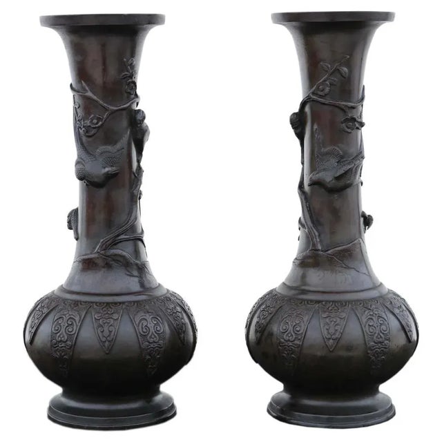 Large Japanese Bronze Vases, 19th Century, Set of 2 For Sale - Image 4 of 8