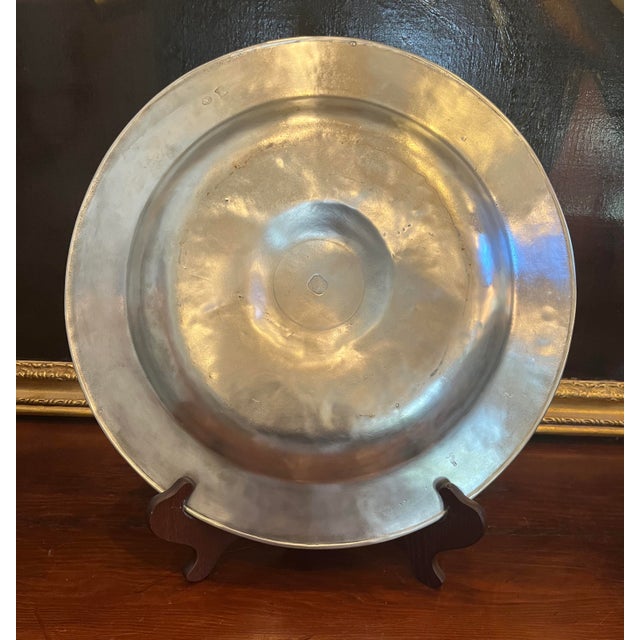 Pewter Platter Made in Italy, Initials v R Hallmarked by Artisans For Sale - Image 4 of 9