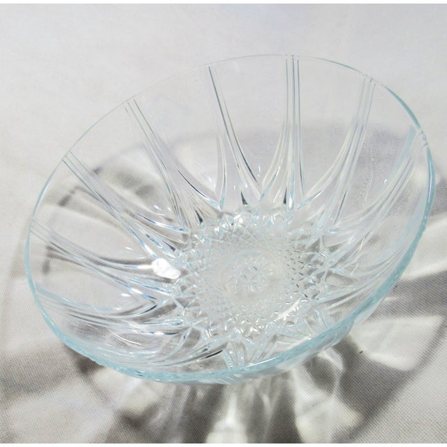 Mid-Century Modern Vintage Anchor Hocking Clear Oyster and Pearl Depression Glass Bowl For Sale - Image 3 of 14