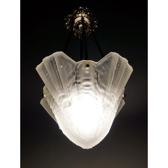 Muller Freres French Art Deco Pendant Chandelier Circa 1930 - Frosted Glass & Nickeled Bronze For Sale - Image 11 of 14