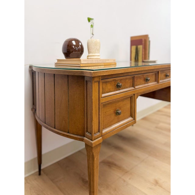 American of Martinsville Vintage MCM Desk W/ Glass Top Four Drawers Transitional For Sale - Image 13 of 18