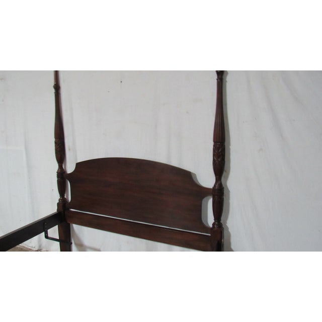 Henkel Harris 1980s Henkel Harris Mahogany Queen Size Rice Poster Bed For Sale - Image 4 of 12