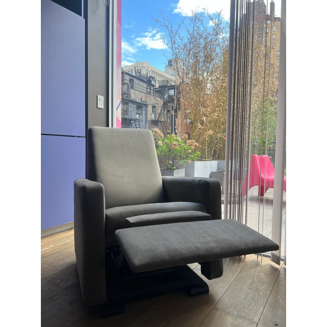 Monte Design Reclining Glider Chair in Charcoal | Modern Lounge / Nursery Chair For Sale In New York - Image 6 of 6